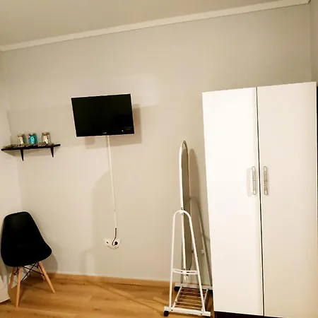 Emerald Dream House,heart Of The Center Apartment Rhodes City