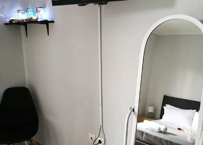 Emerald Dream House,heart Of The Center Rhodes City